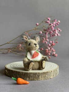 Miniature rabbit Lu